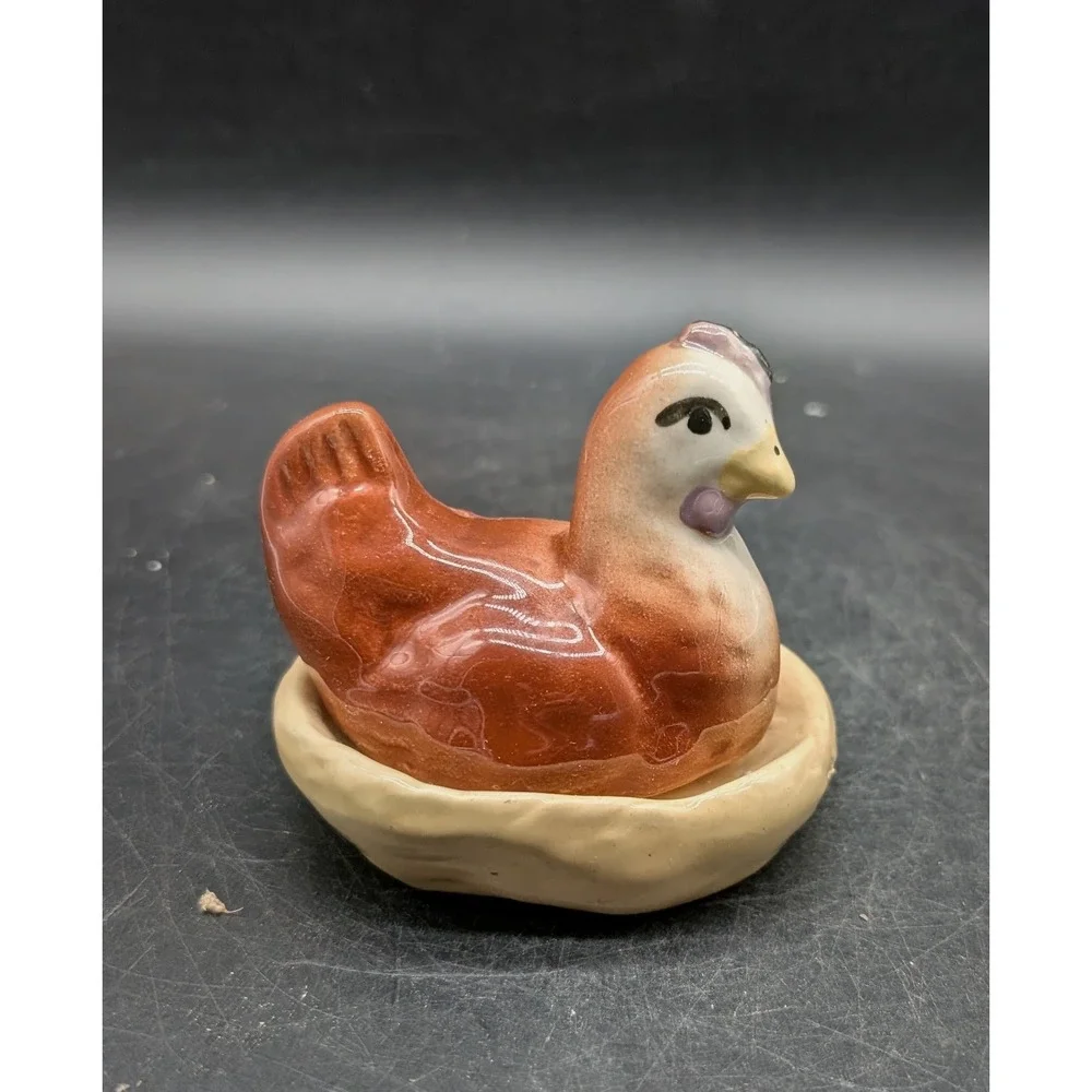 Vintage Ceramic Hen on Nest Salt + Pepper Shakers Farmhouse Country Decor